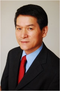 Dr. Shaun Zhang, researcher with the UH Center for Nuclear Receptors and Cell Signaling