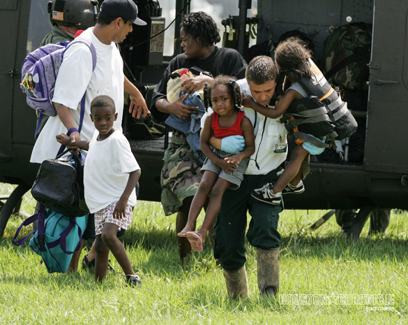 Houston Chronicle Photographers Recall Covering The Chaos After Katrina 