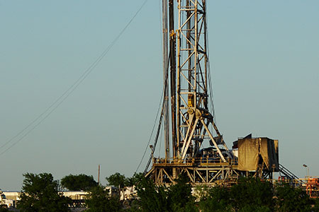photo of drilling rig