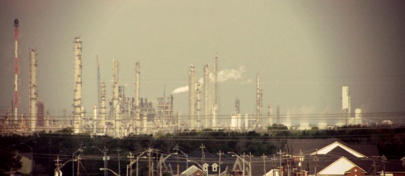 ExxonMobil's refinery in Baytown is one of the nation's biggest - Dave Fehling - CROPPED