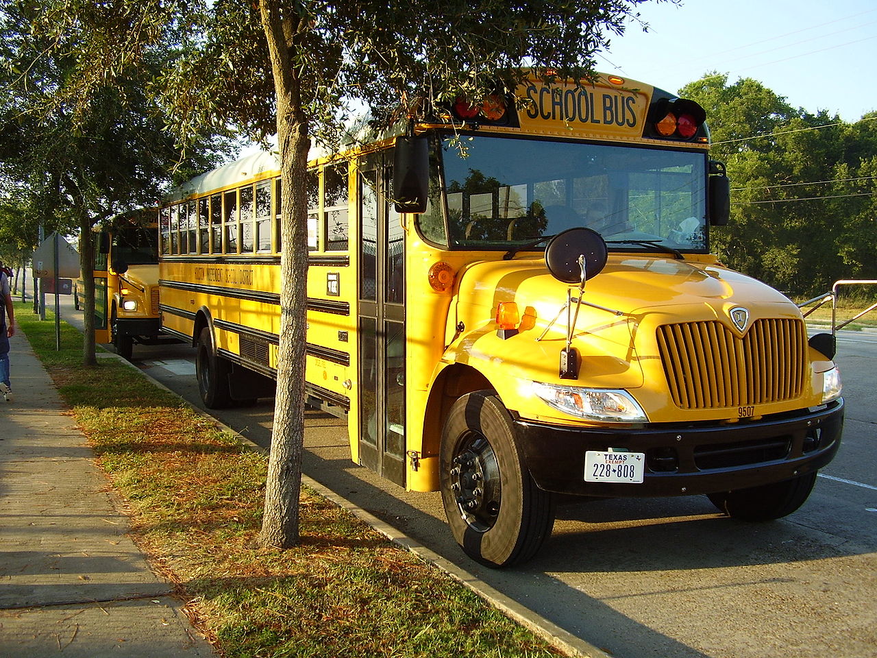 A Houston ISD CE300 school bus