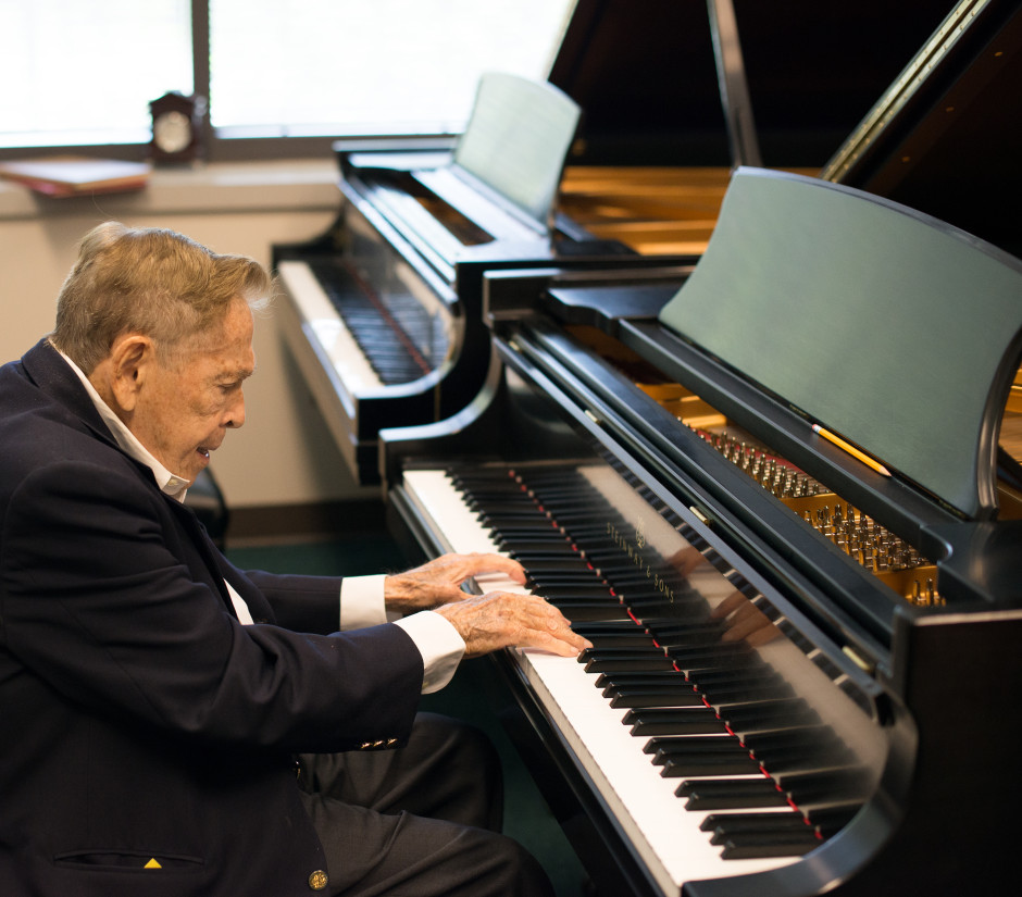 Pianist Abbey Simon