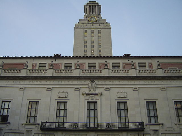 640px-Main_Building_at_The_University_of_Texas_at_Austin