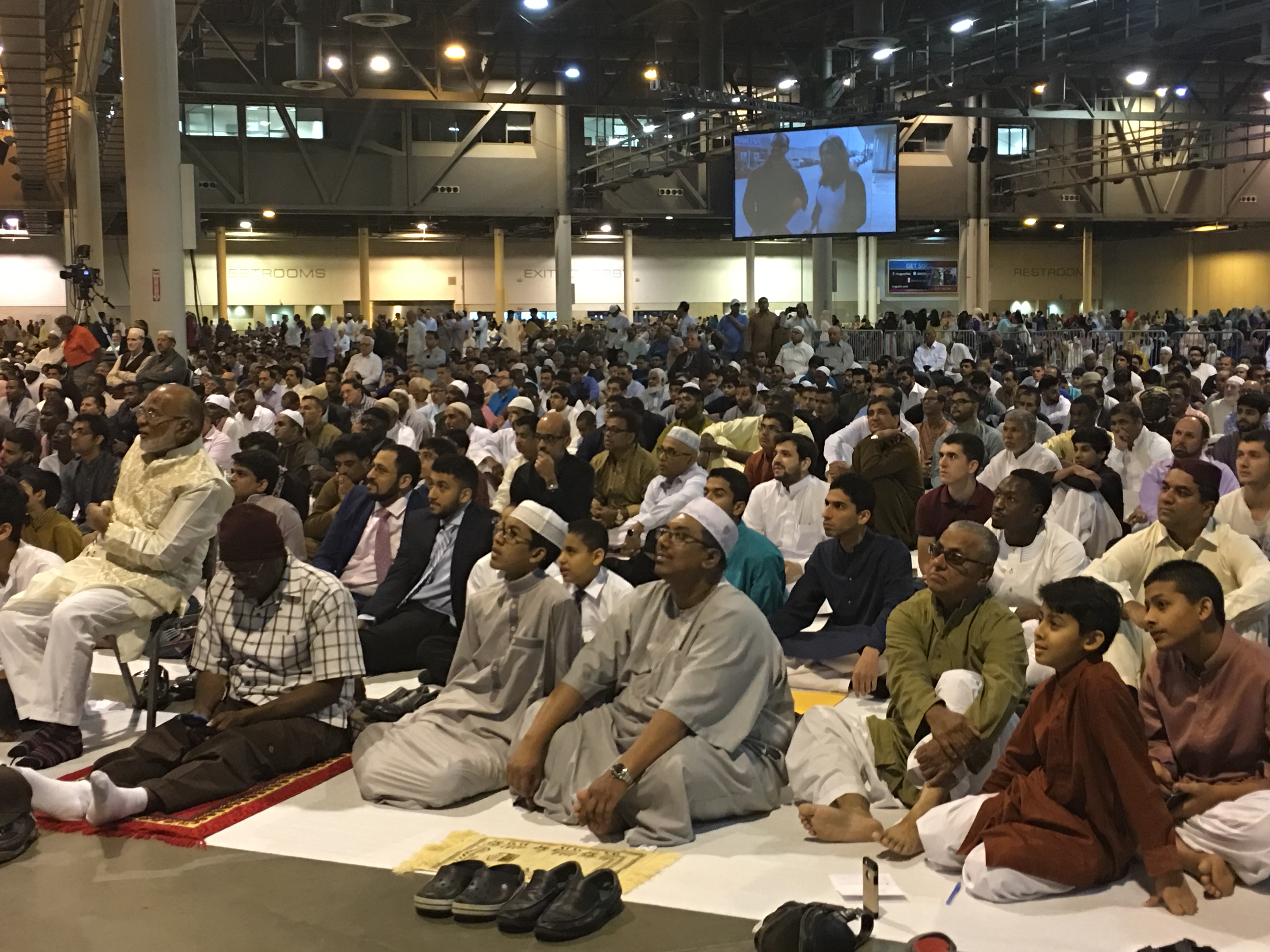 Mayor Turner Joins Eid alFitr Celebrations At NRG Center Houston