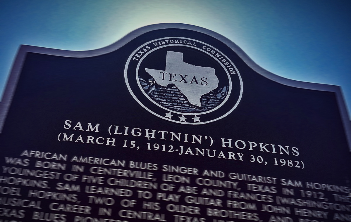A State of Texas historical marker honoring blues legend Sam "Lightnin'" Hopkins in Houston's Third Ward at the intersection of Dowling and Francis Streets. (Photo: Michael Hagerty, Houston Public Media)