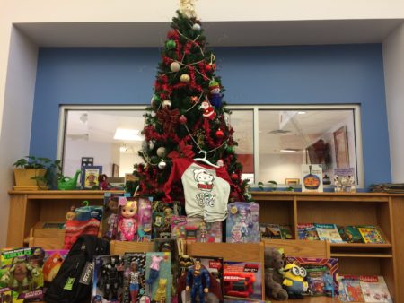 Longfellow Elementary Christmas Tree
