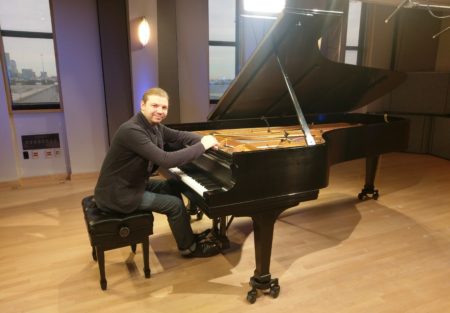 Pianist Denis Kozhukhin performs in HPM's Geary Studio