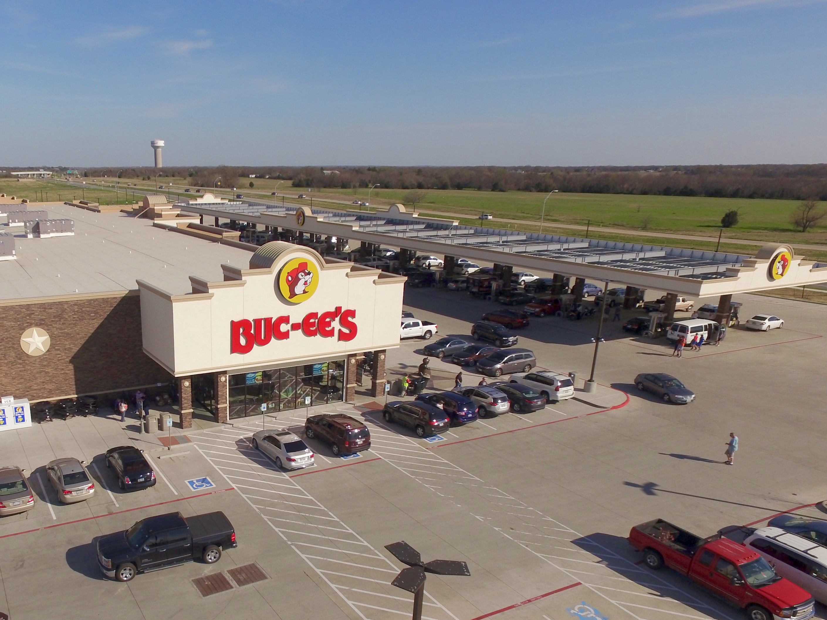 John Oliver goes after Buc-ee’s: The Good, Bad, and Ugly of the week episode artwork