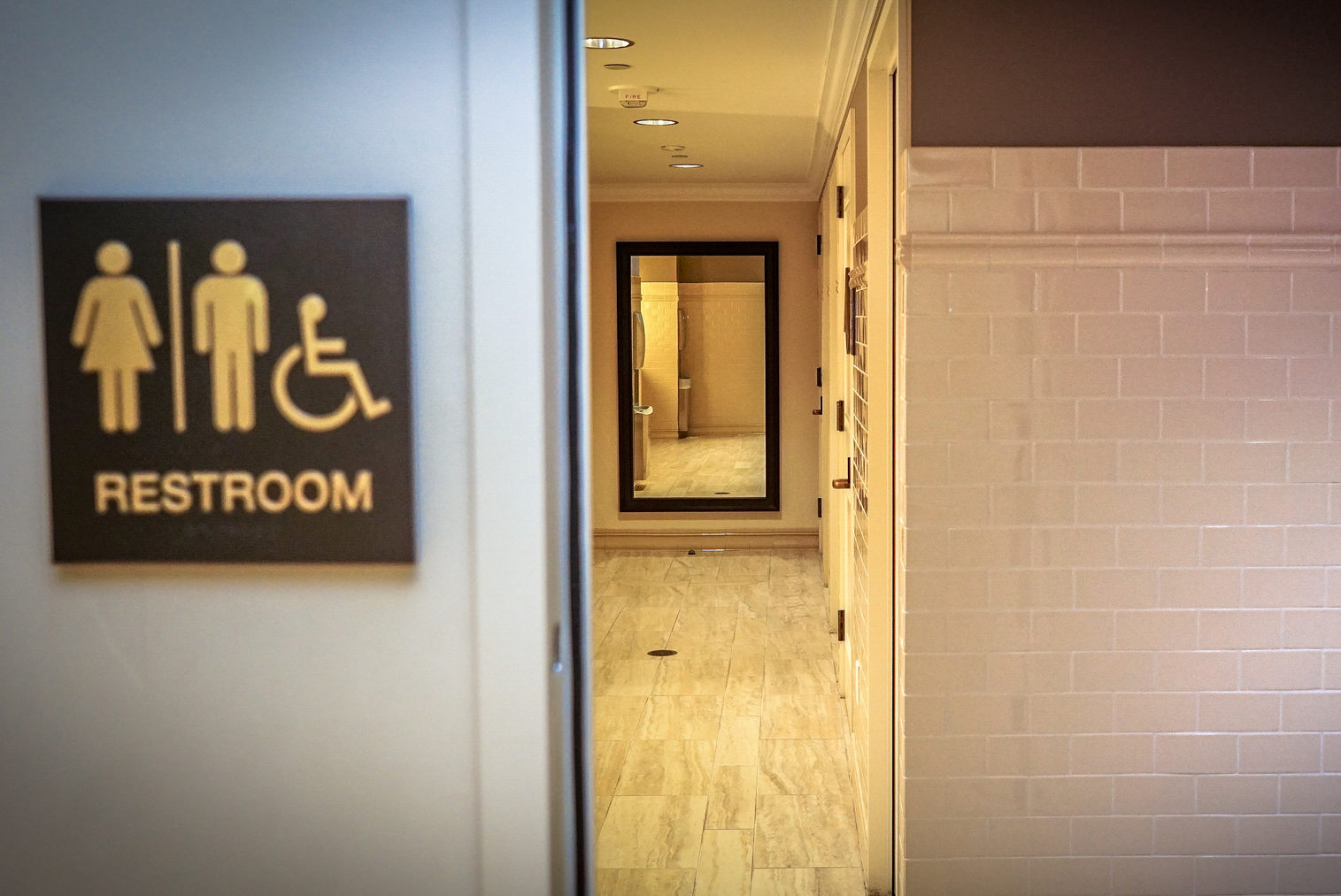 Party Politics, Texas Edition Ep. 4: Abbott Reopens Door To Bathroom (Bill) episode artwork