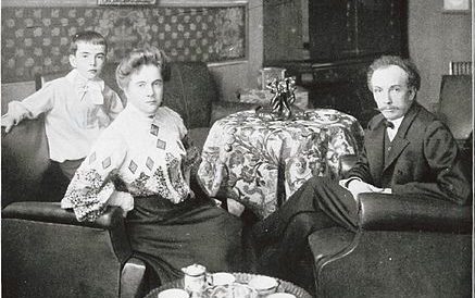 Richard Strauss, Pauline de Ahna, and their son, Franz