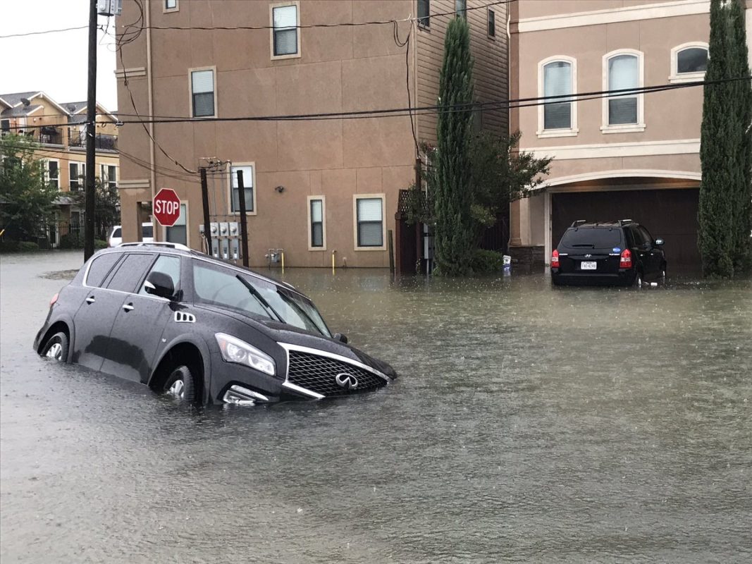 Houstonians Share Their Experiences As Catastrophic Flooding Continues ...