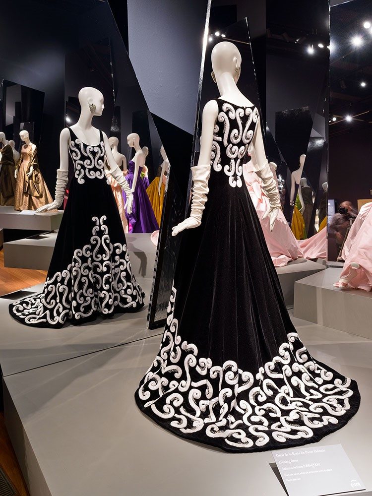 Oscar de la renta sale evening dresses