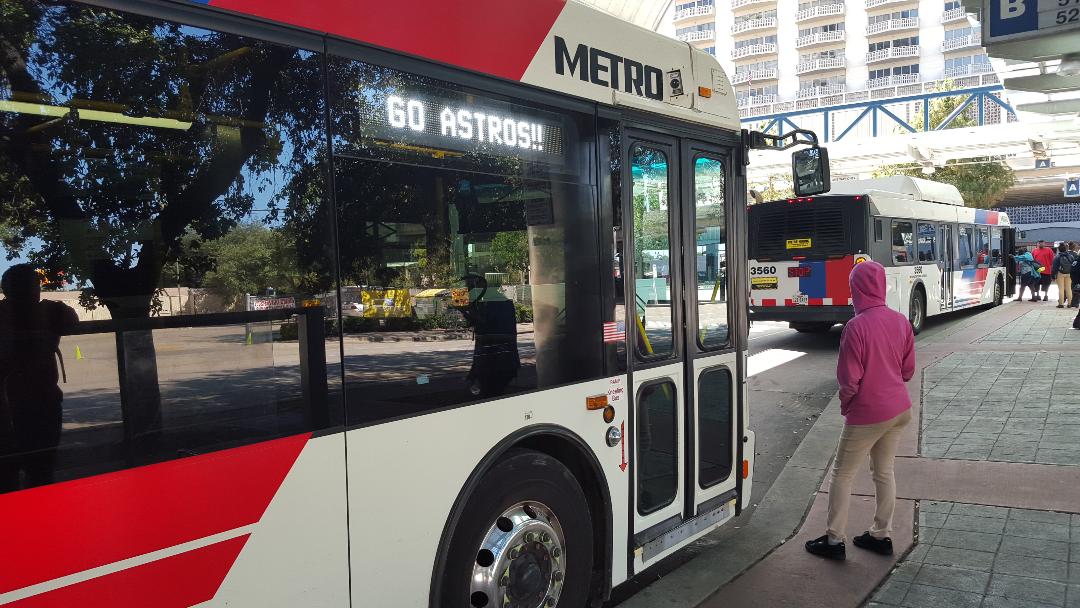 Houston Astros World Series parade on Monday in downtown; METRO offering  free rides – Houston Public Media