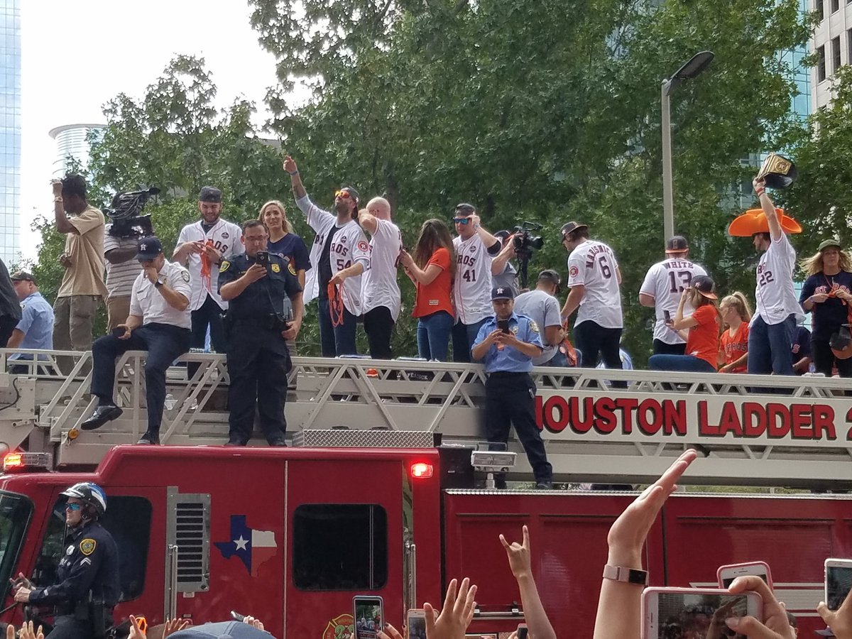 Houston Wild With Joy At Astros Championship Parade – Houston