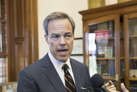 Texas House Speaker Joe Straus announces he won't seek re-election in 2018 at a press conference at the state Capitol on Oct. 25, 2017.