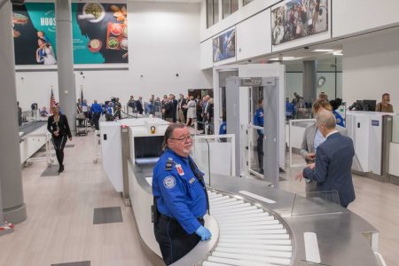 The Terminal D at George Bush Intercontinental Airport unveiled on February 15, 2018, an innovative set of four automated screening lanes that will enhance the security screening process and also ease the passengers’ experience at the terminal.