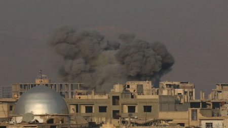 UN calls for "immediate" end to bombardment of Syria's Eastern Ghouta as more than 100 civilians killed in regime attacks