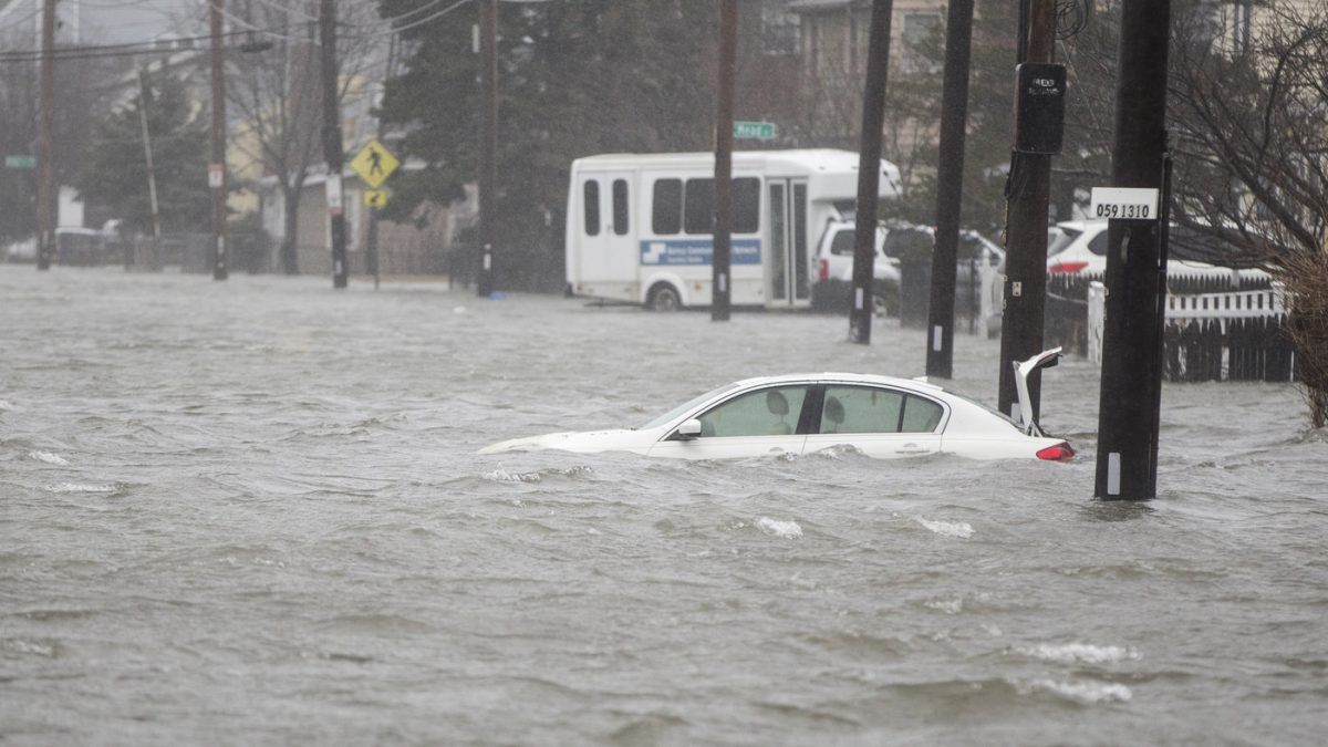 UPDATE: At Least 5 Killed As Both Coasts Weather Major Winter Storms ...