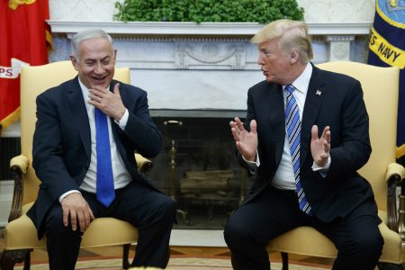President Donald Trump meets with Israeli Prime Minister Benjamin Netanyahu in the Oval Office of the White House, Monday, March 5, 2018, in Washington. (AP Photo/Evan Vucci)