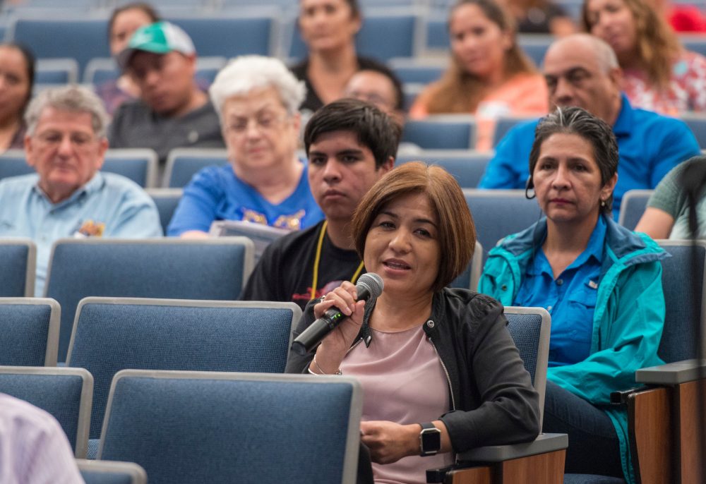An audience member comments during a stop of Superintendent Richard Carranza's Listen & Learn Tour of the district at Chavez High School, September 15, 2016.