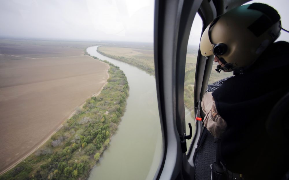 Texas National Guard Starts Sending Guardsmen To The Border – Houston ...