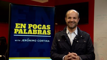 Jerónimo Cortina recording En Pocas Palabras on April 19th, 2018