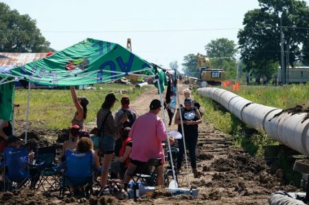 Youngsville, LA: Actions Against Bayou Bridge Pipeline Continue as Landowners Join the Fight