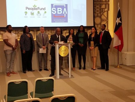 Coinciding with Houston’s participation in Small Business Week, Mayor Sylvester Turner (center) talks about how entrepreneurs can help develop his Complete Communities initiative during an event held at City Hall on April 30, 2018.