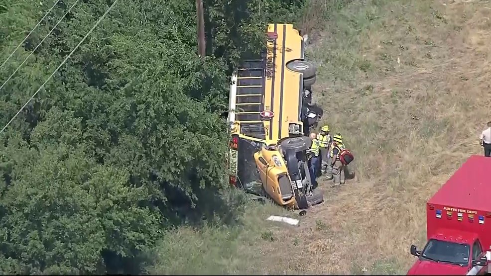 7 Students Injured In Texas School Bus Accident – Houston Public Media