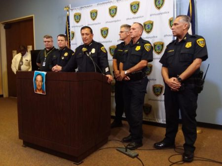 HPD has identified the suspect in the murder of Dr. Mark Hausknecht as Joseph James Pappas. Chief Art Acevedo said during a news briefing  that Pappas’ mother had been a patient of Hausknecht’s about 20 years ago and died during a surgery he was performing.