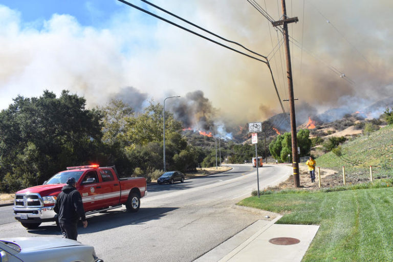 Texas Firefighters Head To California To Help Battle Wildfires ...