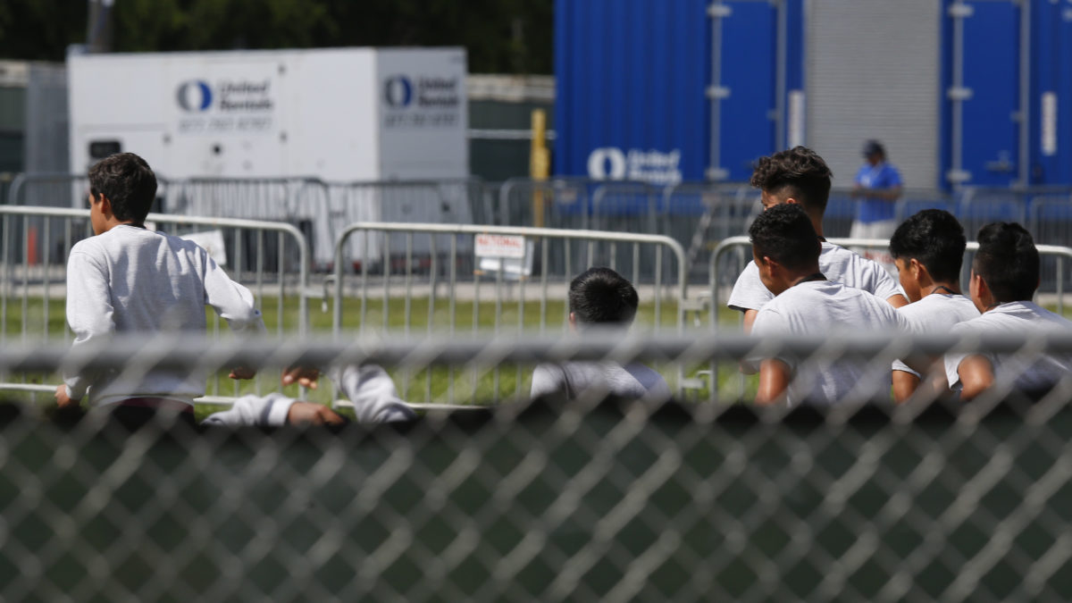 US awards $150m migrant children legal contract to Texas firm with no immigration lawyers
