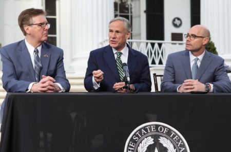 Gov. Greg Abbott, Lt. Gov. Dan Patrick and House Speaker Dennis Bonnen hold a joint press conference on the lawn of the Governor’s Mansion on Jan. 9, 2019.