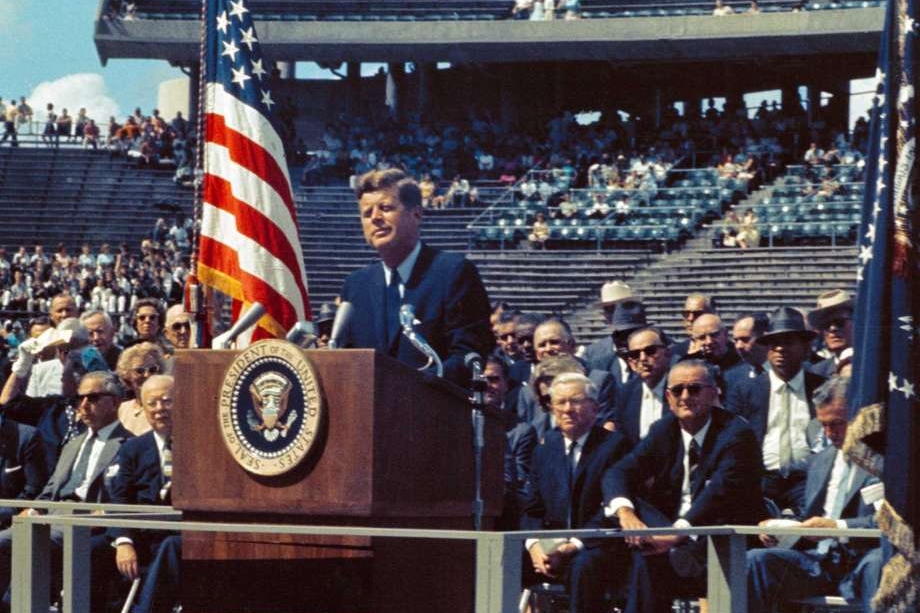 John. F. Kennedy - We Choose to Go to the Moon Speech, Rice Univ.