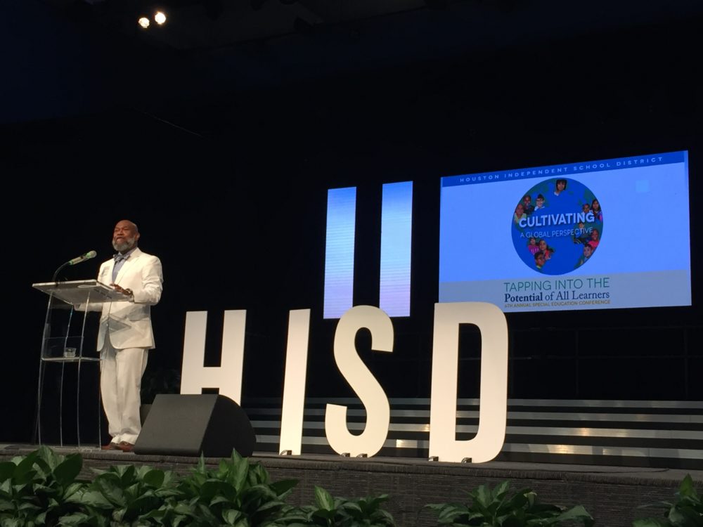 Shannon Verrett, who oversees special education for HISD, addresses a crowd of special ed teachers and parents in 2019.