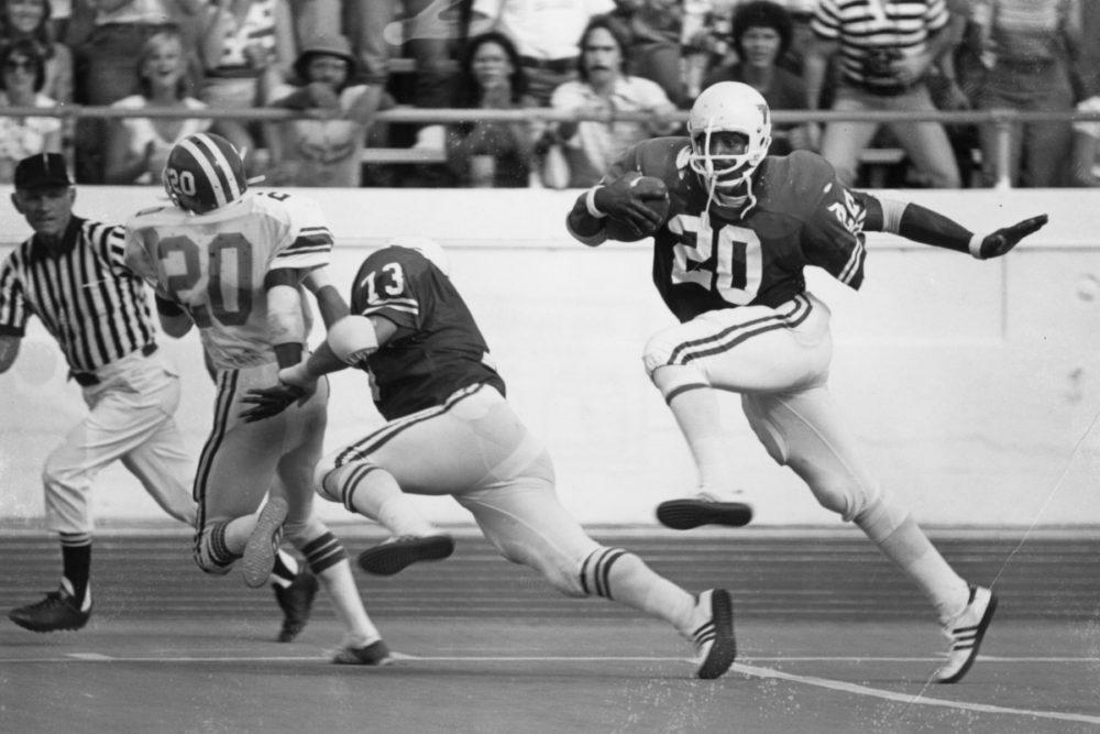 Earl Campbell got up -- Inside the second act of a Texas Longhorns