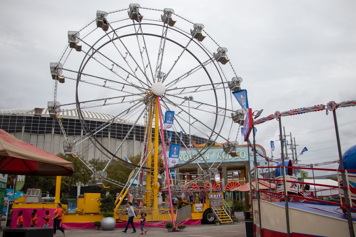 Houston rodeo offering discounts for carnival attractions ahead of
