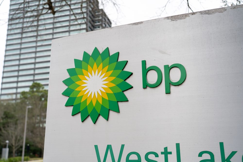 Oil giant BP ousts new chairman over ‘conduct’ and shares slide ...