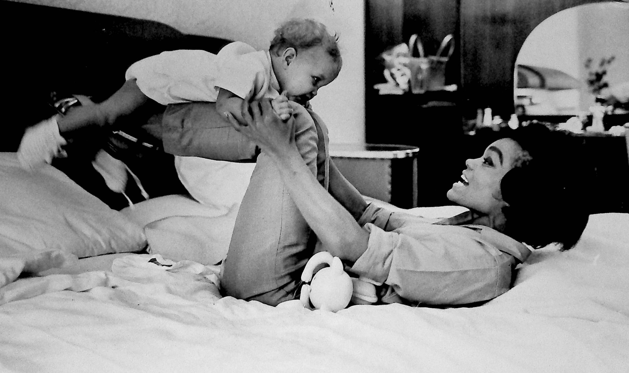 Kitt Shapiro Looks Back At A Daughter s Love Story In Black And White
