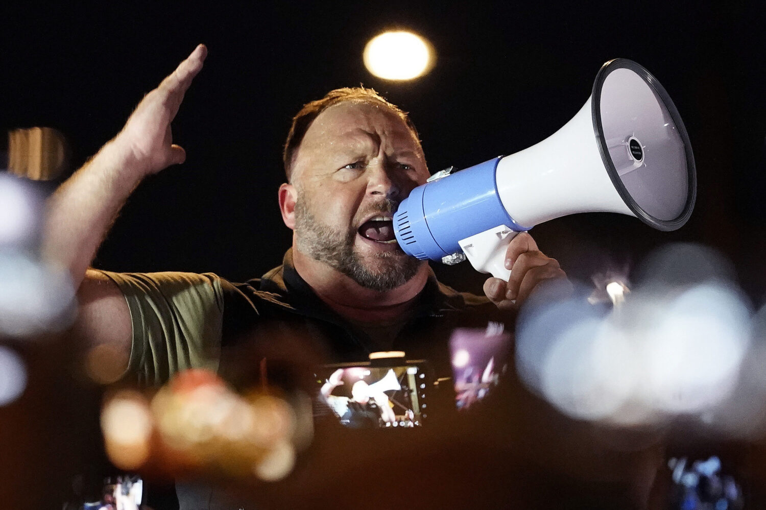 Infowars Host Alex Jones Files For Personal Bankruptcy – Houston Public ...