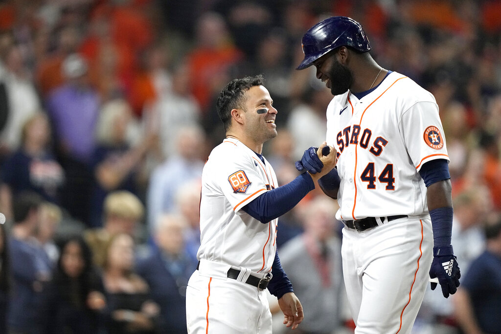 Yordan Alvarez back in lineup for Astros