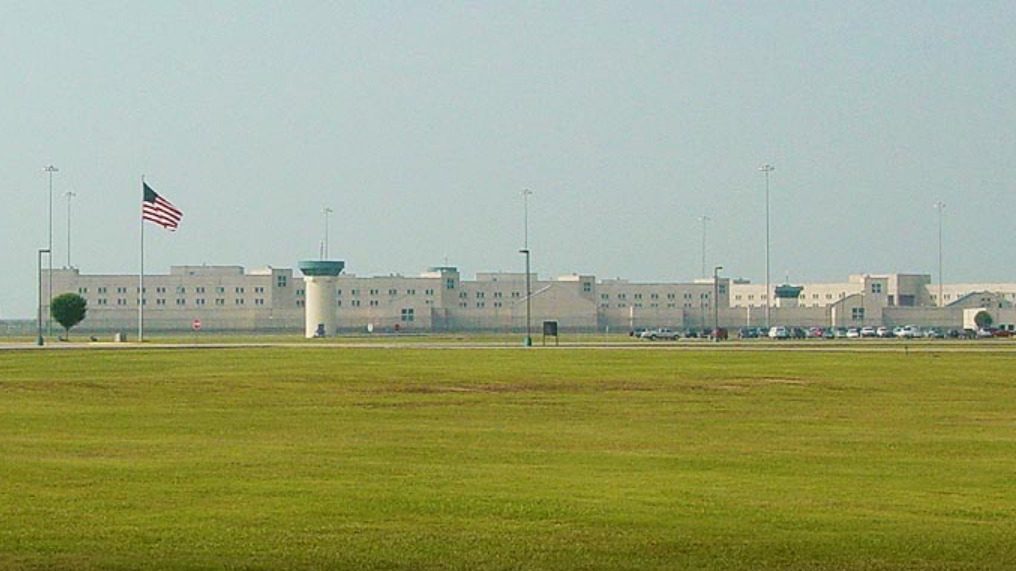 Inmate dies after a fight in Beaumont s high security federal