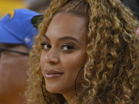 OAKLAND, CA - APRIL 28: Beyonce sits in the audience as the Golden State Warriors play the New Orleans Pelicans during the third quarter of Game 1 of the NBA Western Conference semifinals at Oracle Arena in Oakland, Calif., on Saturday, April 28, 2018. The Golden State Warriors defeats the New Orleans Pelicans 123-101.(Photo by Jose Carlos Fajardo/MediaNews Group/East Bay Times via Getty Images)
