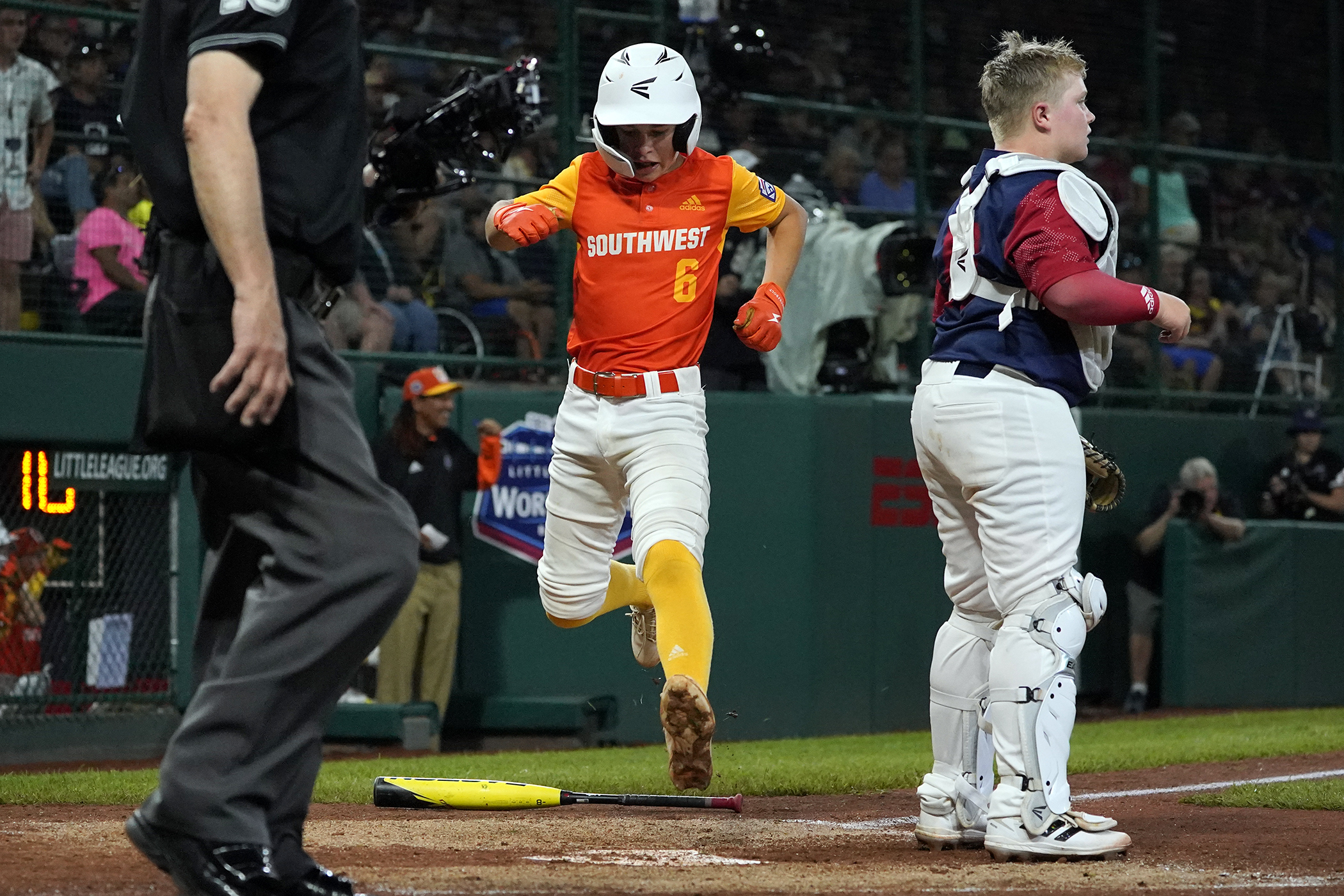 Pearland continues Little League World Series journey Monday night vs