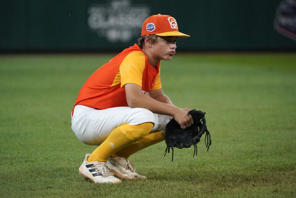 Nolensville Little League vs. Pearland (Texas) in LLWS game photos