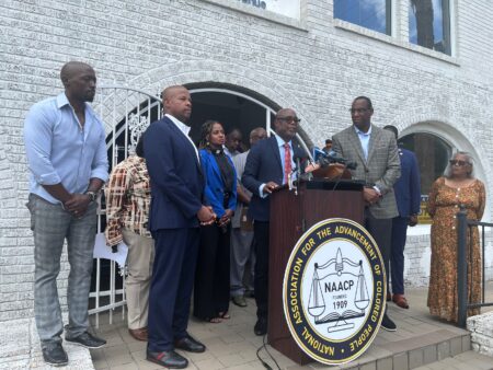 [1:57 PM] Herndon, Shavonne

Houston NAACP president James Dixon stands at the podium, and calls for Baytown officer Juan Delacruz to be fired after the shooting death of Pamela Turner.
