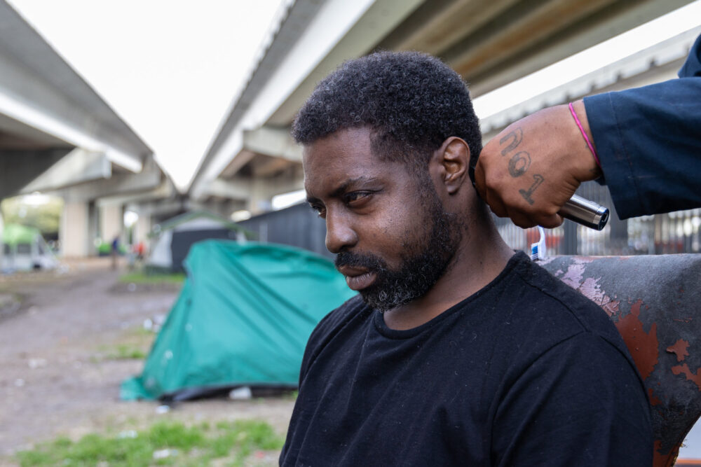 Houston Closes Its Largest Homeless Encampment As Many Move To New ...