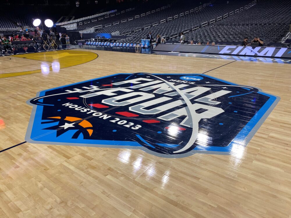 2023 Final Four logo center court