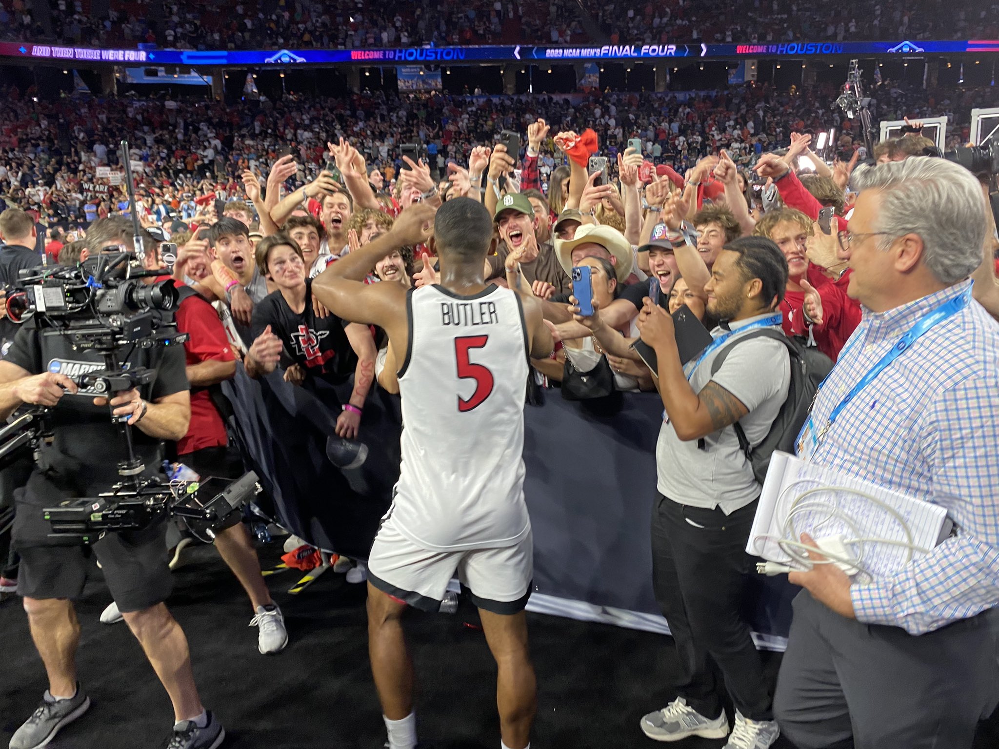 2023 Men’s Final Four San Diego State wins on buzzer beater, faces