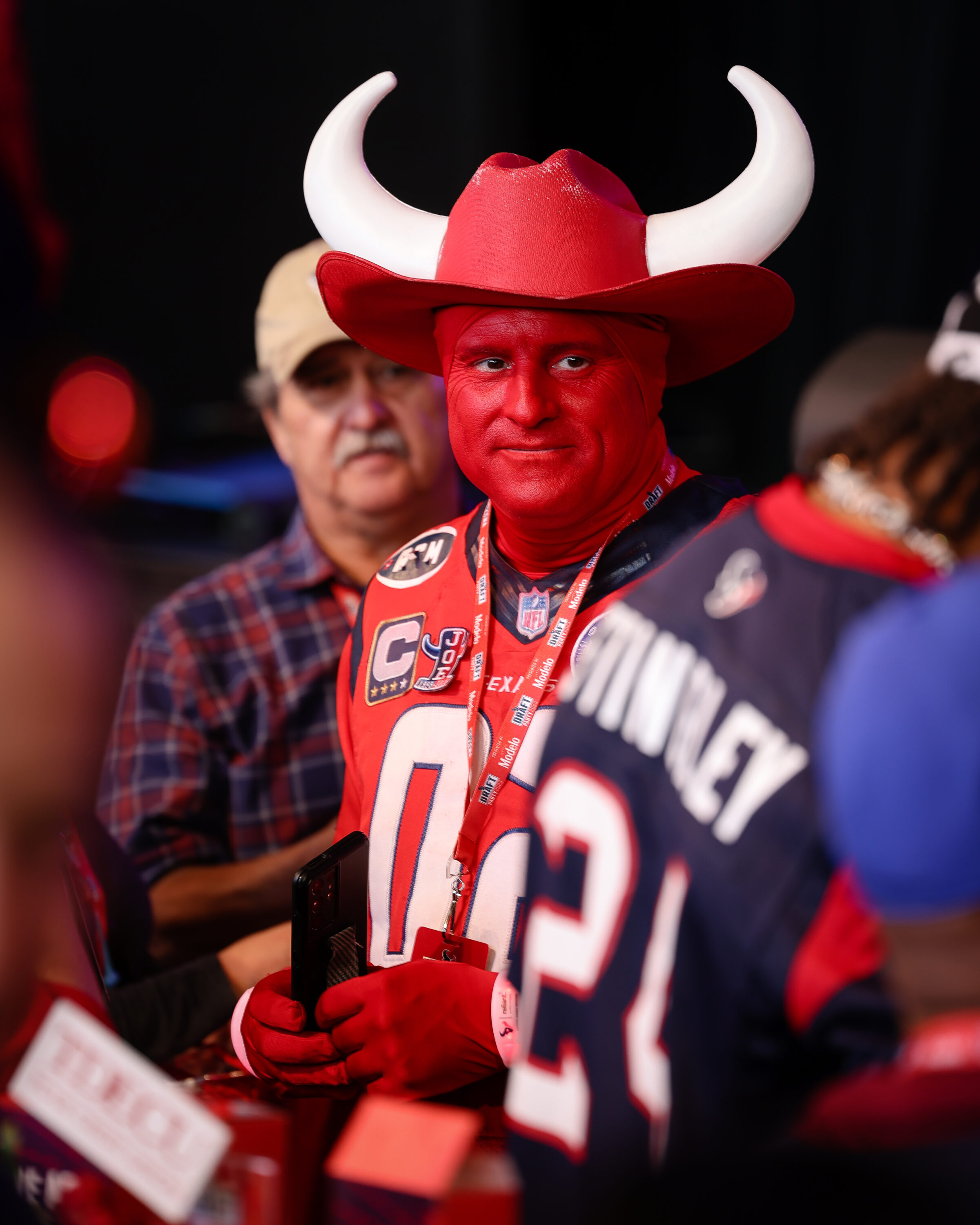 Photos: Houston fans celebrate Texans draft picks at Miller Outdoor Park –  Houston Public Media